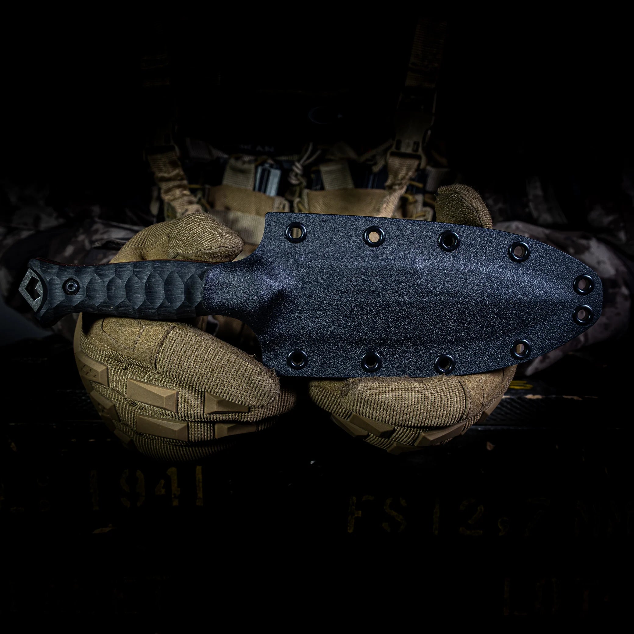 Saltuk Oluklu Bushcraft Bıçağı