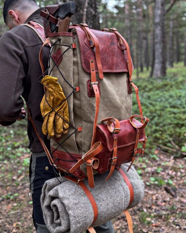 El Yapımı Deri Bushcraft Kamp Sırt Çantası